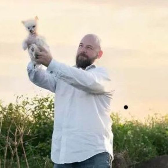 Meet your Posher, Sebastian - Picture 1 of 1